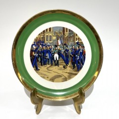 Тарелки с изображениями сцен из жизни Наполеона